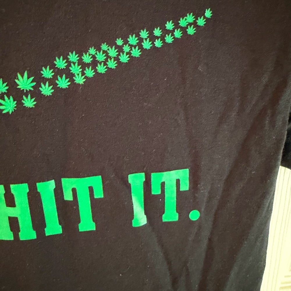 Nike Black Tee with Green Design - Picture 5 of 8